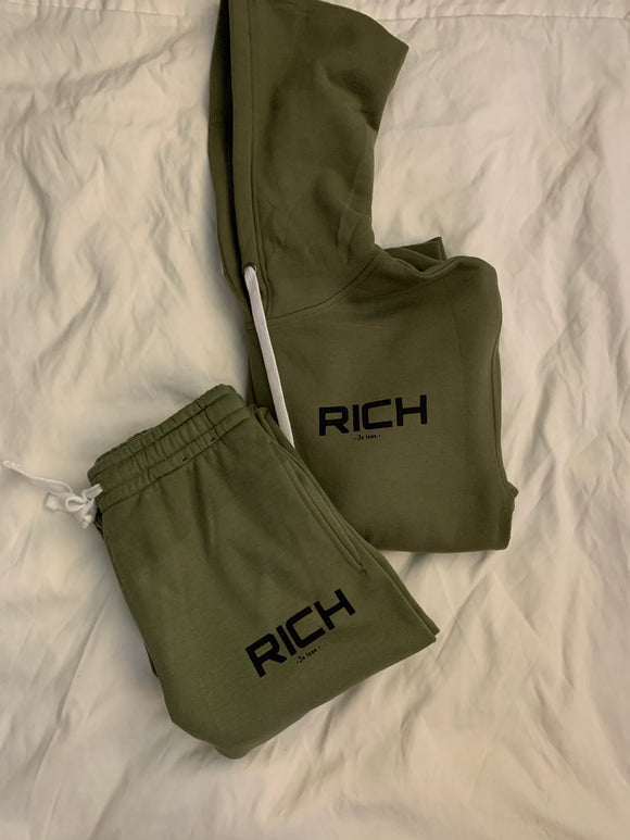 RICH RICH Sweat Suit ( S )